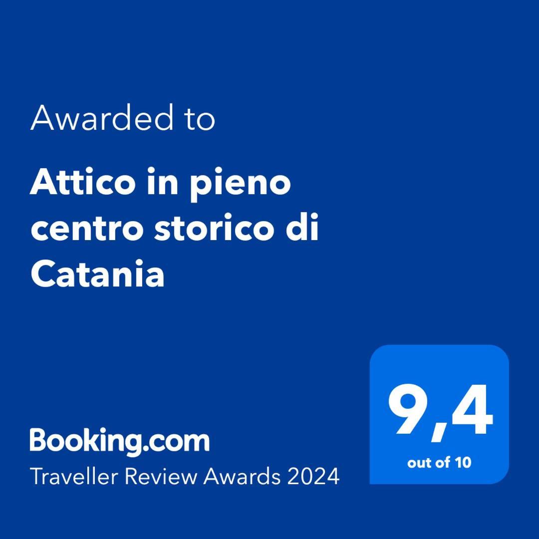 Attico In Pieno Centro Storico Di Catania Apartamento Exterior foto